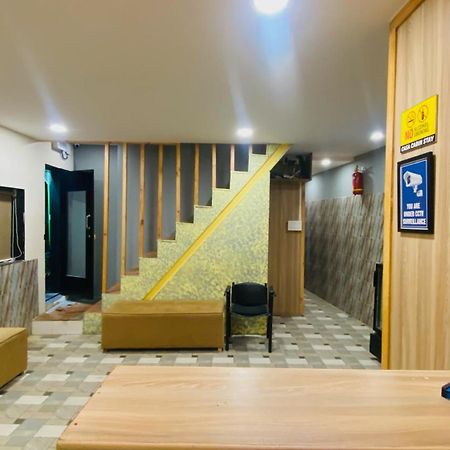 Casa Cabin Stay Mumbai Exterior photo