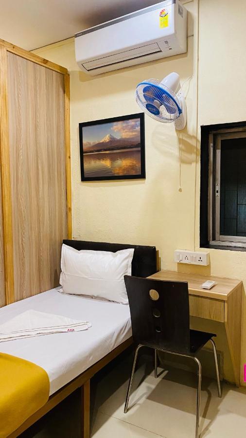 Casa Cabin Stay Mumbai Exterior photo